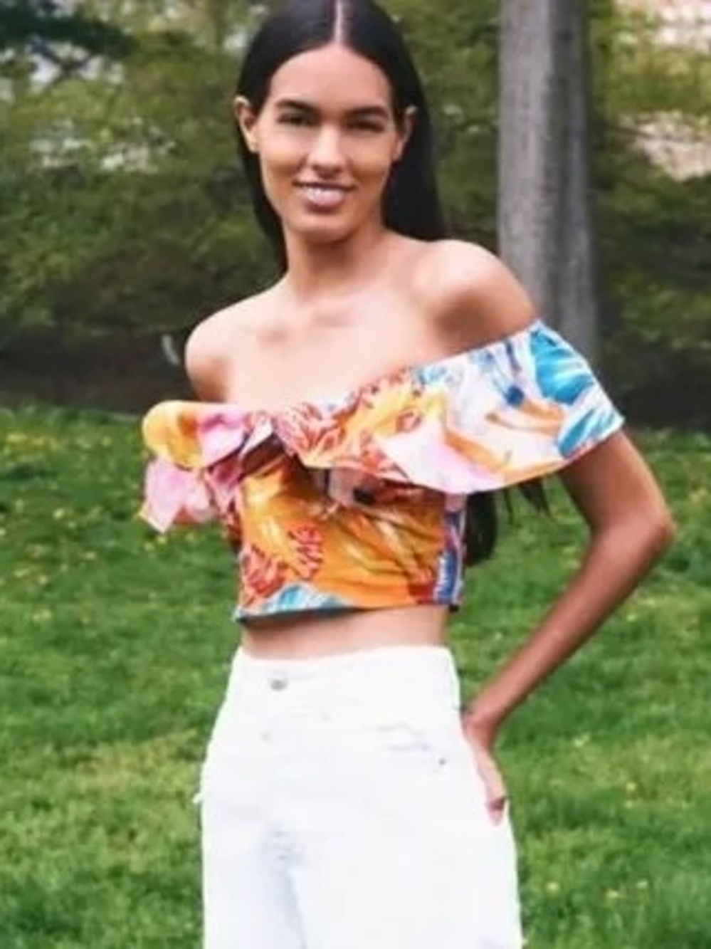 Zara Off-Shoulder Tropical Ruffle Crop Top - Size Small